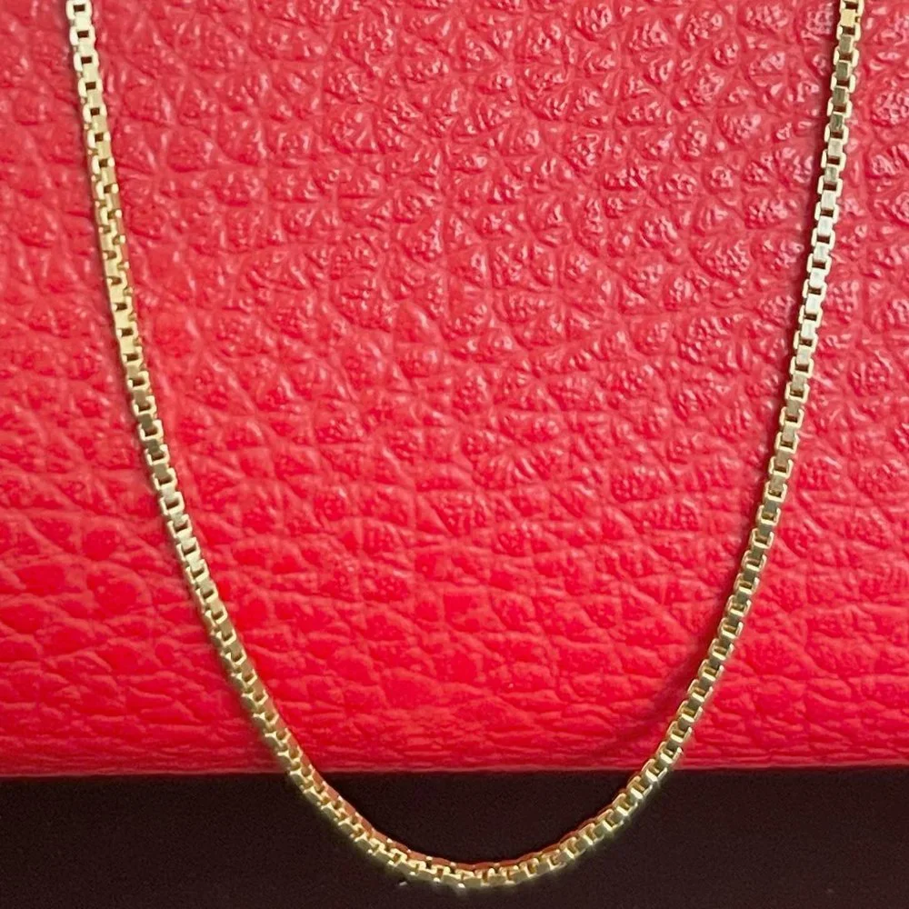 Solid 14K Gold Box Chain Necklace, 3.04 gr. /1 mm, / 18 inch. - Picture 14 of 17